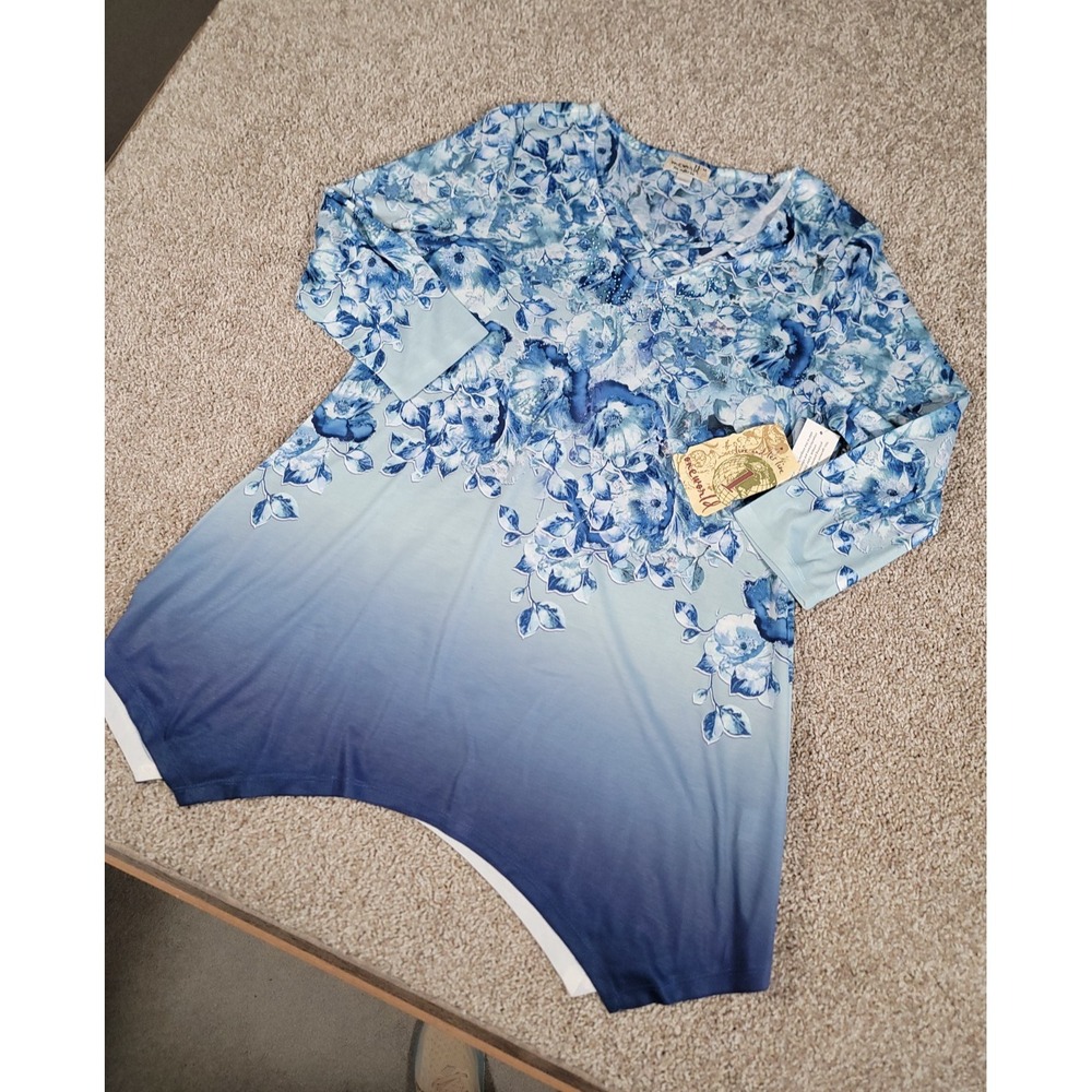One World Womens Knit Top Tunic Medium Boho Y2K Hippie Blue Floral Gypsy NWT